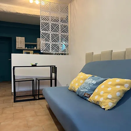 Cosy Proche Salagou شقة *