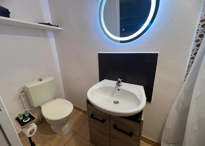 Cosy Proche Salagou Apartmán *